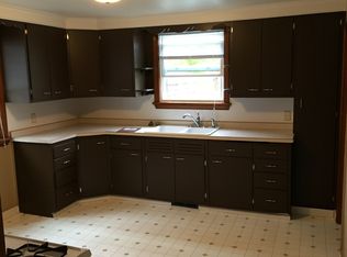 1003 Otter Ave, Oshkosh, WI 54901