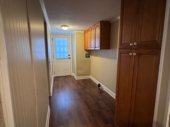 4th image of 205 Whitewater Rd