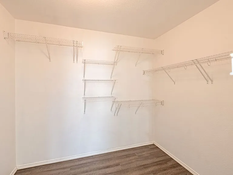 1016 Tom Seaver Pl — Photo 14