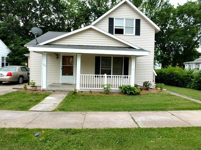 1st image of 716 E McPherson St