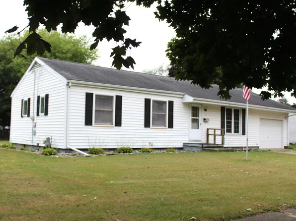 53 Central Park Dr, Coldwater, MI 49036