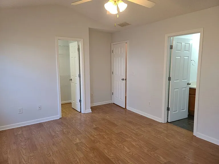 363 Greystone Pkwy — Photo 15