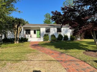 1109 E Forest Hills Dr, Wilmington, NC 28403