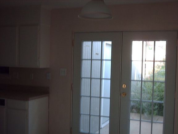 5th image of 4401 Crockett Ave