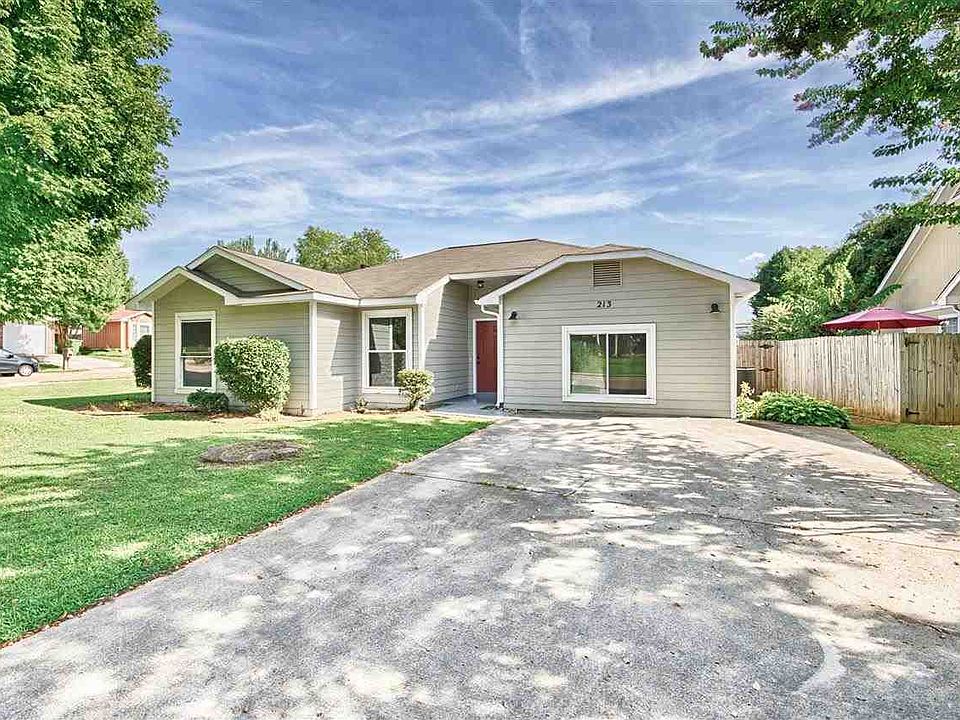 1st image of 213 Mountain Creek Dr