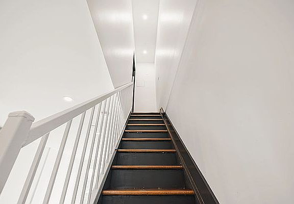 4th image of 163 Tompkins Ave #1F