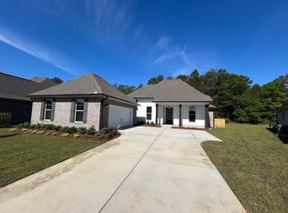 316 E Tweet St, Freeport, FL 32439