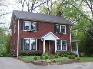 1503 Oxford Rd, Charlottesville, VA 22903