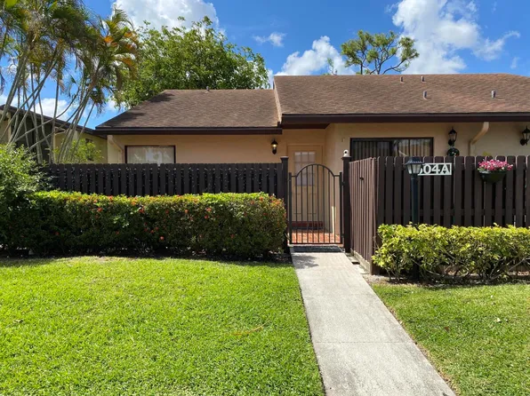 604 Sea Pine Way APT A, Greenacres, FL 33415