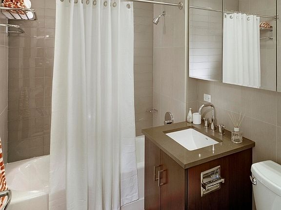 5th image of 312 11th Ave APT 23E