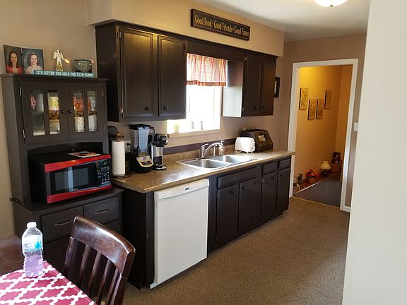 5th image of 303 Vista Dr