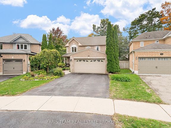 2nd image of 92 Brighton Rd
