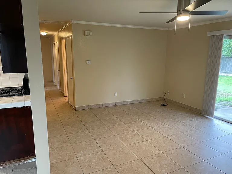1333 Woodside Dr — Photo 24
