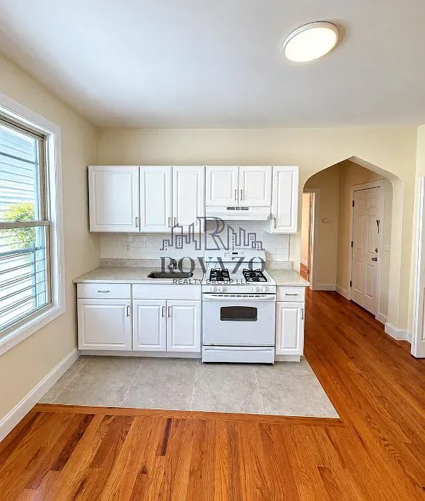 144-146 Ball St #1L-2L