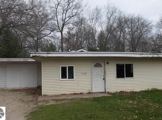 4735 Beech St, Oscoda, MI 48750