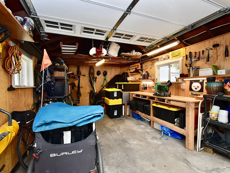 854 E Kensington Ave — Photo 32