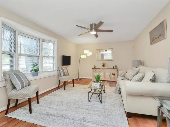 402 S Bostian St, China Grove, NC 28023