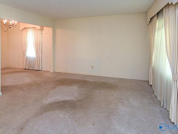 5th image of 3935 Ashland Dr SW