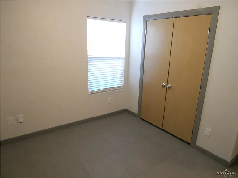 1317 E Iris Ave #1 — Photo 18