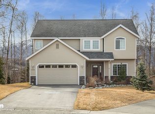 13200 Fullenwider Cir, Eagle River, AK 99577