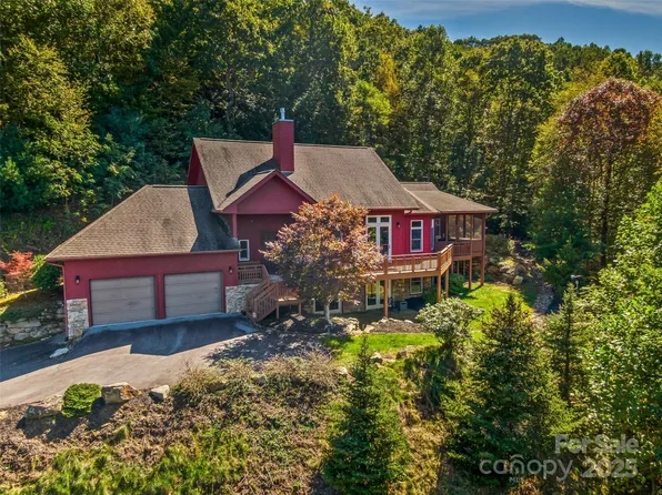 1341 Double Knob Dr, Arden, NC 28704