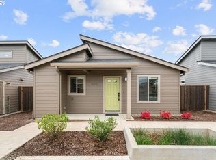 12246 Meadowlawn Dr, Oregon City, OR 97045