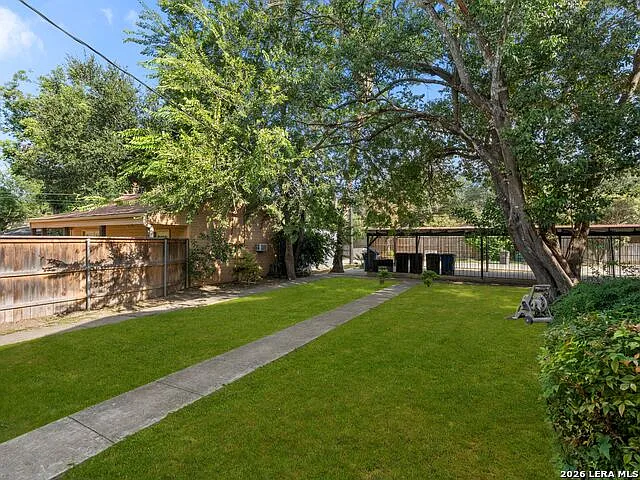 204 E Rosewood Ave #1 — Photo 45