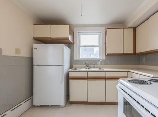 33 Adams St, Littleton, MA 01460