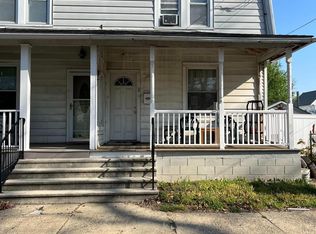 37 Spring Garden St, Riverside, NJ 08075