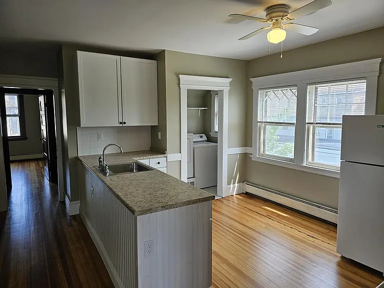 169 Winchester Ave #3 — Photo 9