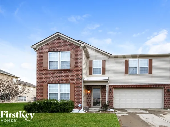 7651 Lara Lee Dr, Indianapolis, IN 46239
