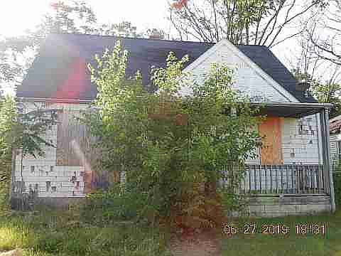 3196 Bassett