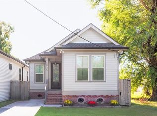 4025 Hamilton St, New Orleans, LA 70118