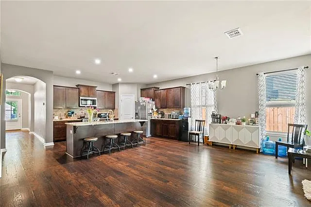 16973 River Park Dr — Photo 4
