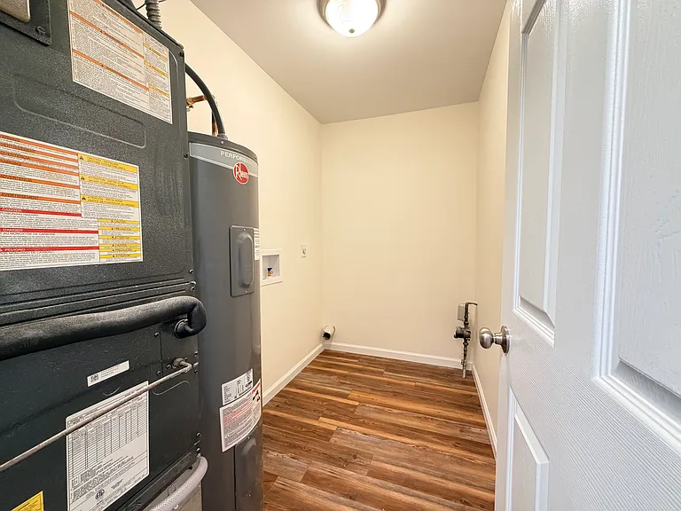 2300 Donna Maria Dr #H — Photo 12