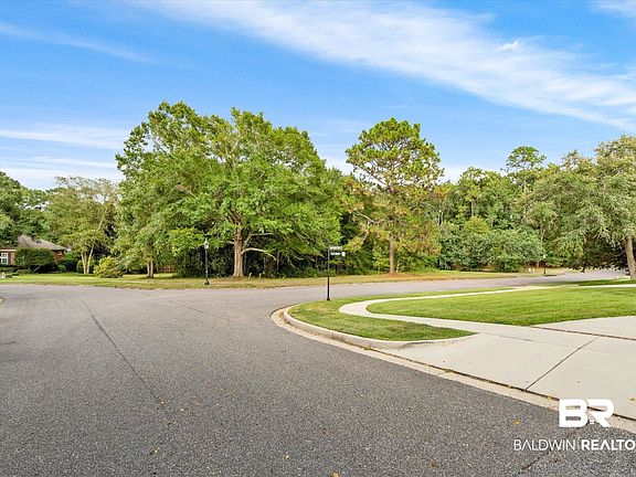 2nd image of 7001 Charleston Oaks Dr S