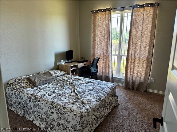 5th image of 420 Aster St