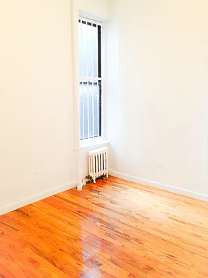 Rented by DSA Realty | media 32