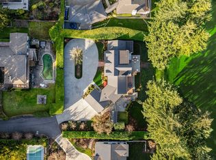 2242 79th Avenue NE, Medina, WA 98039