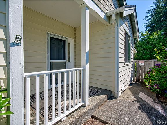 3rd image of 11321 3rd Avenue Ct E
