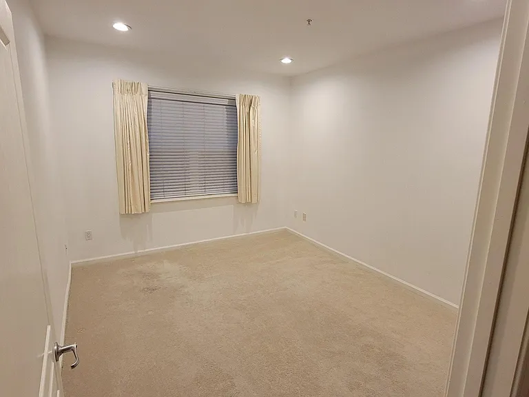 453 E Okeefe St #104 — Photo 5