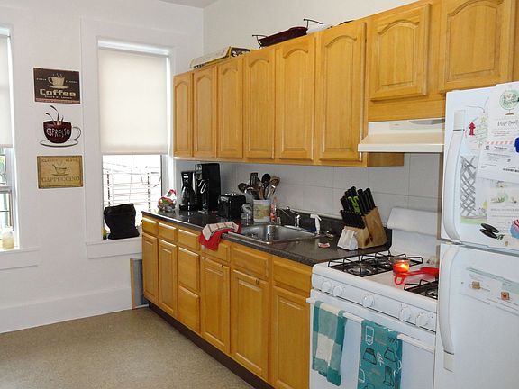 2nd image of 3455 41st St APT 2R