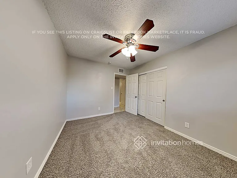 6008 N 61st Dr — Photo 10