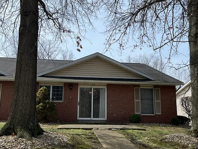 1st image of 1203 Hillcrest Dr
