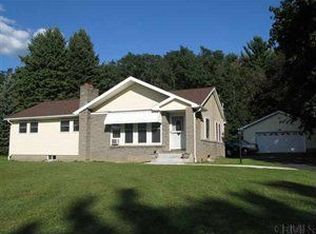 2403 Old Coach Dr, Castleton, NY 12033