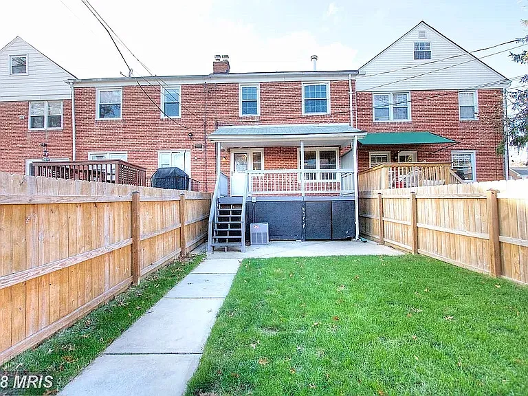 8213 Pleasant Plains Rd — Photo 11
