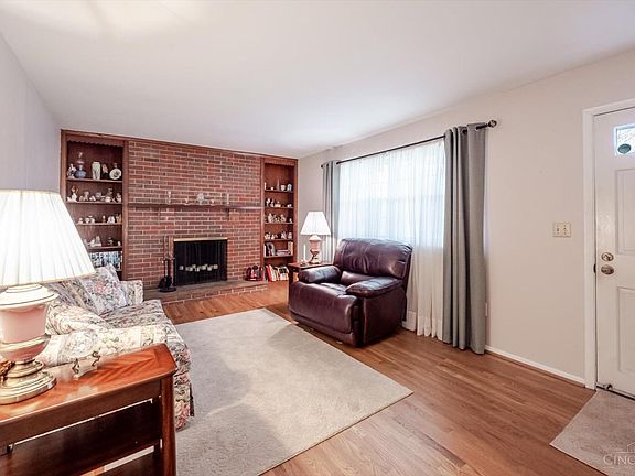 4th image of 5709 Larkspur Dr