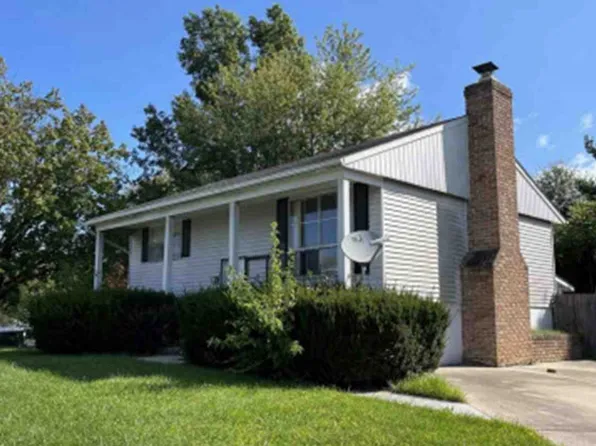 25 E Lakeview Dr, Littlestown, PA 17340