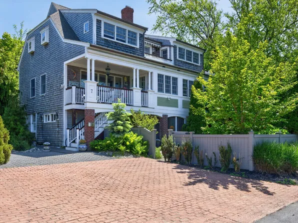 7 Miller Hill Road #1, Provincetown, MA 02657