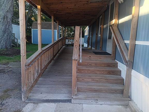 2nd image of 734 Lott Rd #766